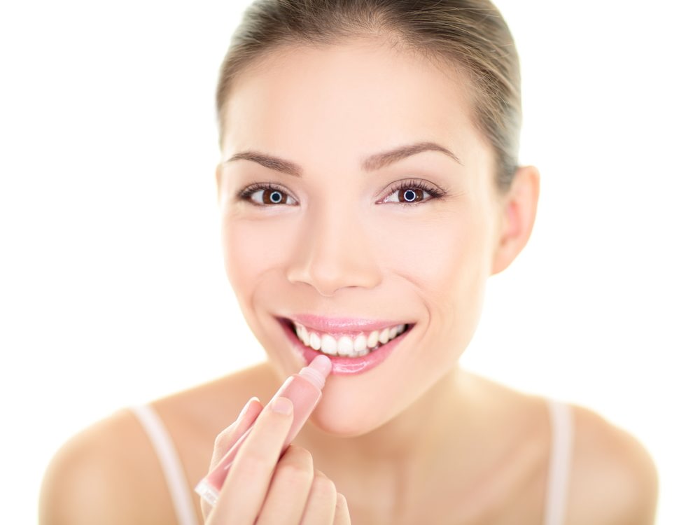 Bibir Pecah ? Coba Atasi Dengan Cara Ini