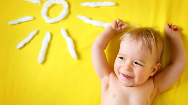 Cara Yang Tepat Untuk Menjemur Bayi Dibawah Sinar Matahari